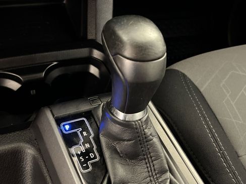 Used 2021 Toyota Tacoma TRD Off-Road w/ Technology Package image 22