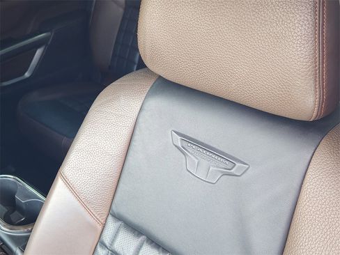 Used 2019 Nissan Titan Platinum Reserve w/ Platinum Utility Package image 13