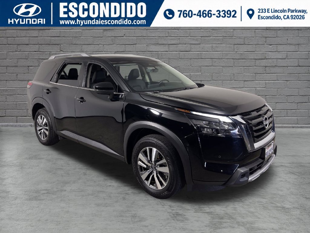 Used 2025 Nissan Pathfinder SL w/ Cargo Package FWD 360° Tour