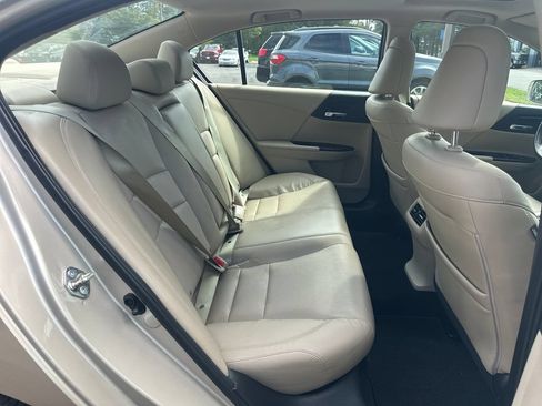 Used 2015 Honda Accord EX-L image 23