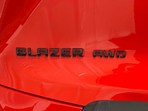 Used 2022 Chevrolet Blazer RS w/ Enhanced Convenience Package AWD/4WD image 8