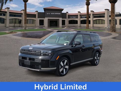 Used 2025 Hyundai Santa Fe Limited FWD image 4