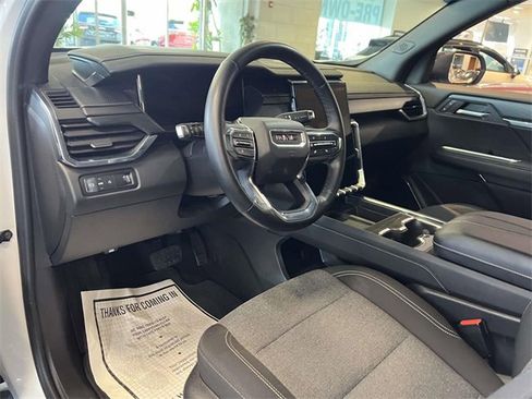 Certified 2025 GMC Acadia Elevation image 11