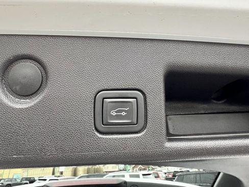 Used 2024 Chevrolet Equinox LT image 45