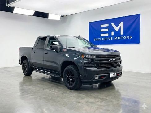 Used 2020 Chevrolet Silverado 1500 LT Trail Boss w/ Convenience Package image 1