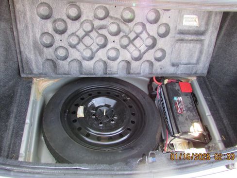 Used 2006 Chrysler 300 w/ Sound Group image 16