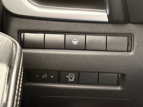 Certified 2023 Nissan Rogue SV image 16