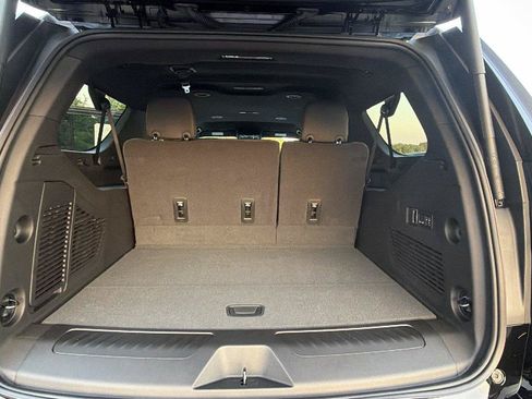 New 2026 Chevrolet Suburban LT w/ Comfort Package RWD image 12