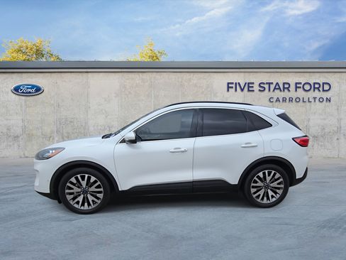 Used 2020 Ford Escape Titanium w/ Titanium Premium Package 2.0 image 5