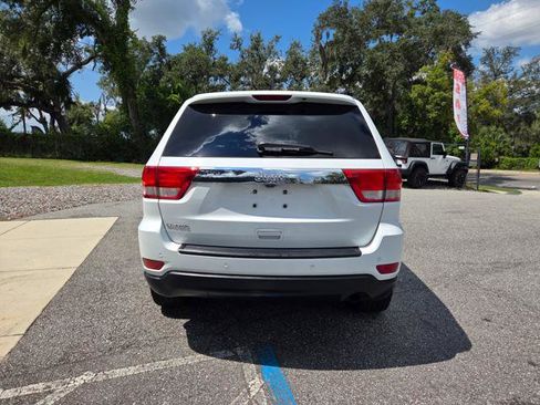 Used 2013 Jeep Grand Cherokee Laredo image 8