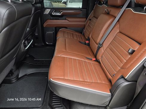 Used 2024 GMC Sierra 2500 Denali Ultimate w/ Max Trailering Package AWD/4WD image 19