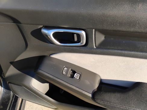 Certified 2024 Honda Civic LX image 31