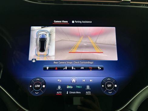 Certified 2023 Mercedes-Benz EQS 580 4MATIC SUV image 19