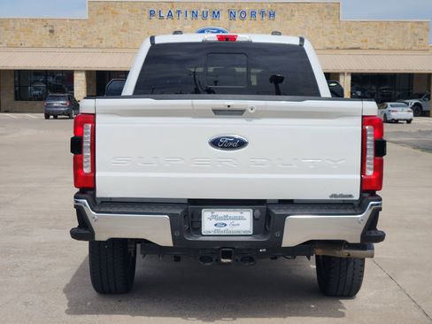 Used 2024 Ford F250 Lariat w/ Chrome Package AWD/4WD image 8