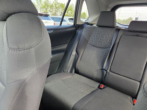 Used 2022 Toyota RAV4 XLE image 12