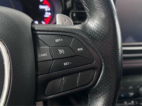 Used 2023 Dodge Durango GT AWD/4WD image 18