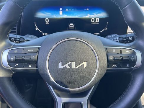 Certified 2023 Kia Sportage SX image 65