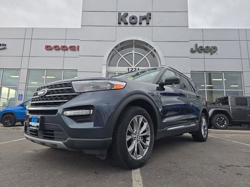 Used 2022 Ford Explorer XLT w/ Equipment Group 202A image 1