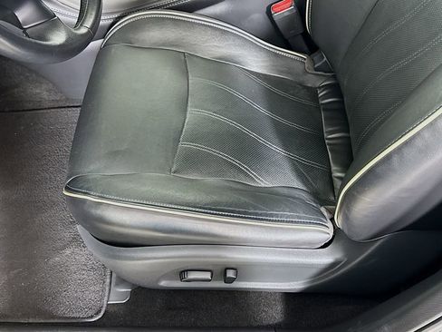 Used 2018 INFINITI QX60 Luxe AWD/4WD image 19