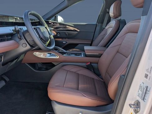 New 2026 Lincoln Nautilus Reserve w/ Jet Appearance Package image 12