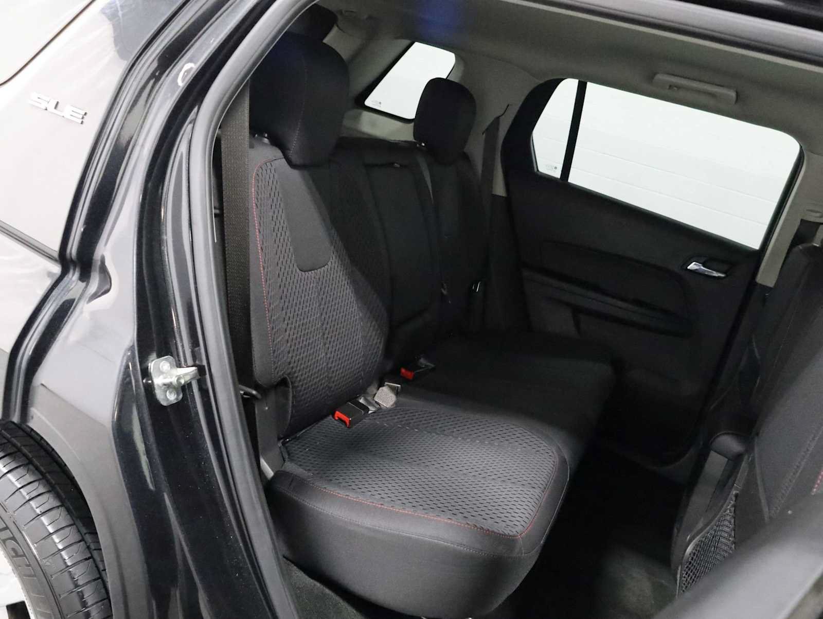 Used 2015 GMC Terrain SLE FWD image 33