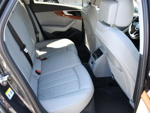 Used 2023 Audi A4 2.0T allroad Premium w/ Convenience Package AWD/4WD image 32