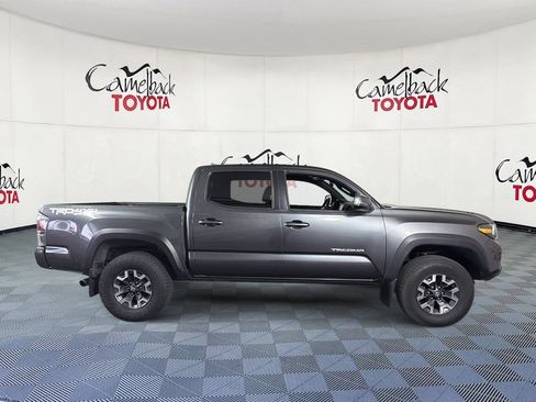 Used 2023 Toyota Tacoma TRD Off-Road w/ Technology Package AWD/4WD image 9
