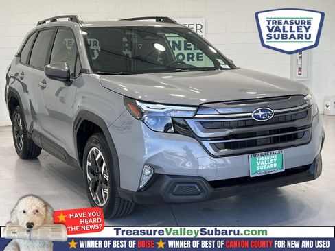 Used 2025 Subaru Forester Premium w/ Convenience Package #1 AWD/4WD image 1