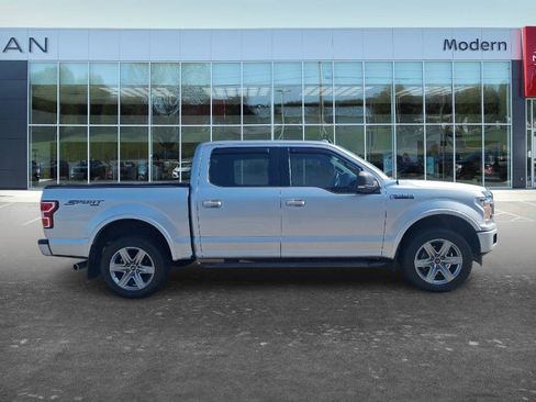 Used 2018 Ford F150 XLT w/ Equipment Group 302A Luxury AWD/4WD image 4