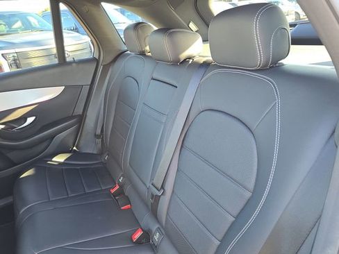 Used 2020 Mercedes-Benz GLC 300 image 12