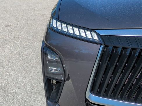 New 2026 INFINITI QX80 Luxe image 10