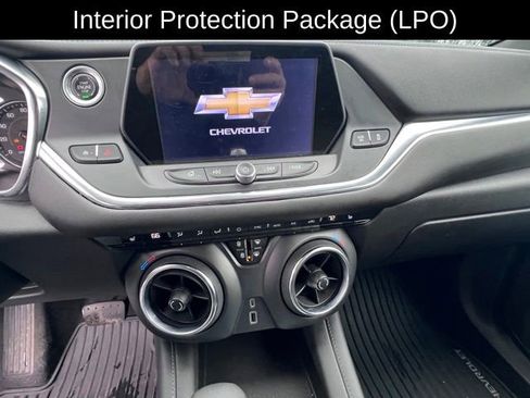 Used 2022 Chevrolet Blazer LT FWD image 16