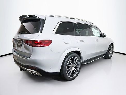 New 2026 Mercedes-Benz GLS 580 4MATIC image 7