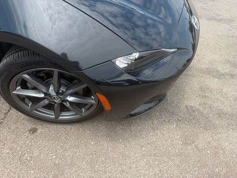 Used 2016 MAZDA MX-5 Miata Grand Touring RWD image 38