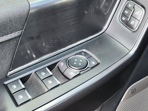 Used 2025 Ford F150 Lariat w/ Equipment Group 501A Mid image 22