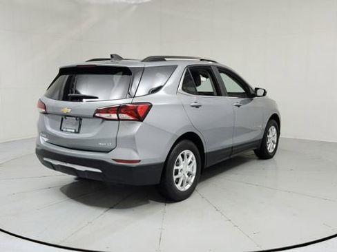 Used 2023 Chevrolet Equinox LT image 5