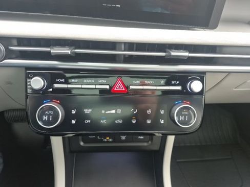 New 2026 Hyundai Tucson Limited image 29