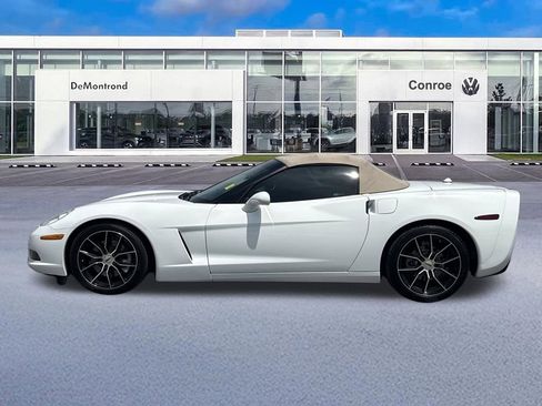 Used 2005 Chevrolet Corvette Convertible w/ Preferred Equipment Group RWD image 8