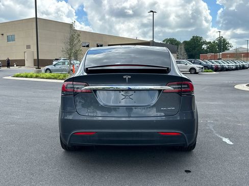 Used 2020 Tesla Model X Long Range AWD/4WD image 6