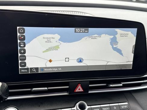 Certified 2025 Hyundai Elantra SEL FWD image 20