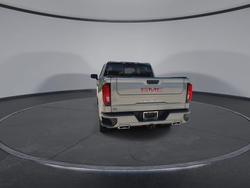 Used 2024 GMC Sierra 1500 Denali w/ Denali Reserve Package AWD/4WD image 7
