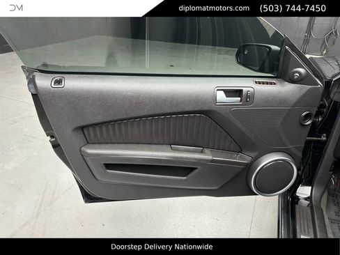 Used 2012 Ford Mustang Shelby GT500 w/ SVT Performance Pkg image 24