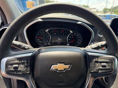 Used 2024 Chevrolet Blazer LT w/ Convenience Package FWD image 17