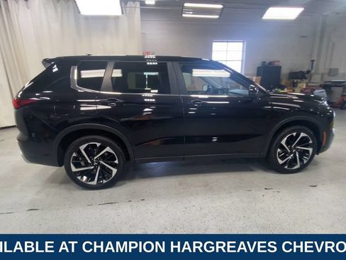 Used 2024 Mitsubishi Outlander SE AWD/4WD image 11
