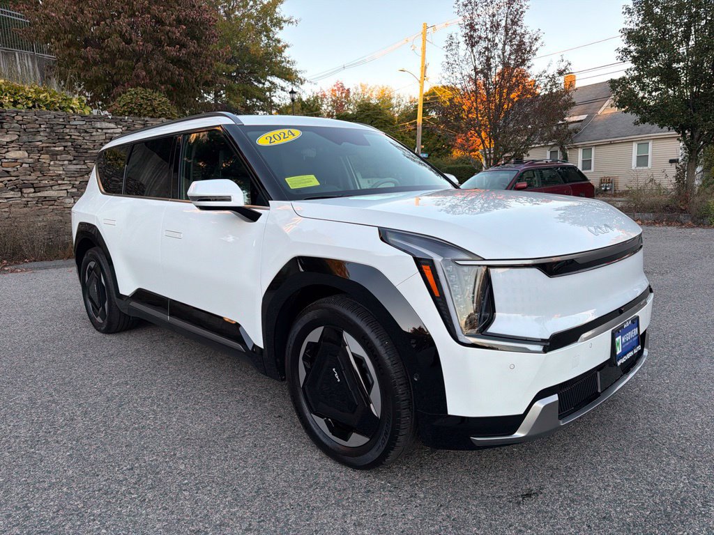 Certified 2024 Kia EV9 Land AWD/4WD image 9