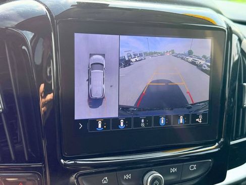 Used 2020 Chevrolet Traverse LT w/ LT Premium Package AWD/4WD image 29