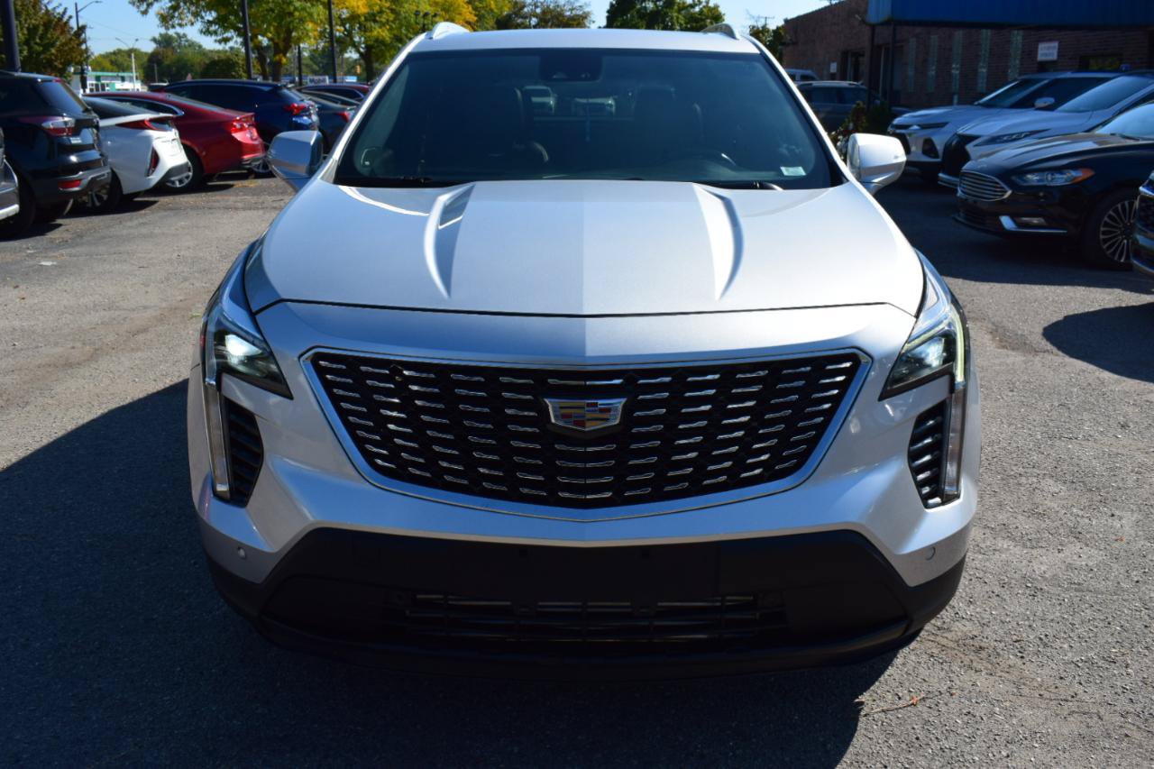 Used 2021 Cadillac XT4 Premium Luxury AWD/4WD image 3