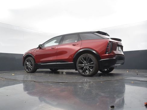 New 2026 Cadillac Optiq Sport 2 image 49