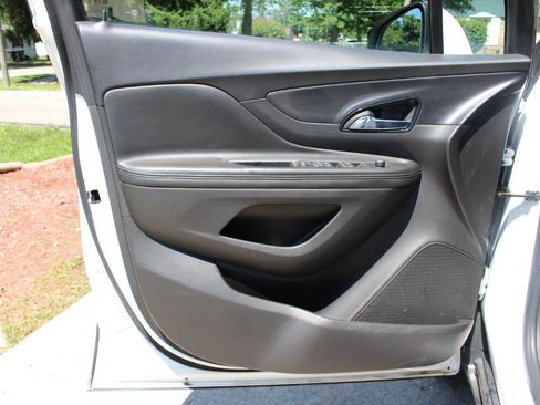 Used 2018 Buick Encore Preferred FWD image 11