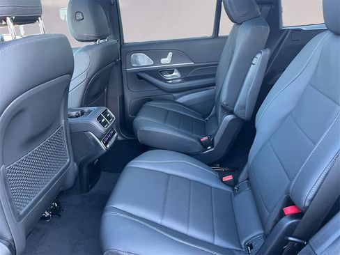 Certified 2025 Mercedes-Benz GLS 450 4MATIC image 8